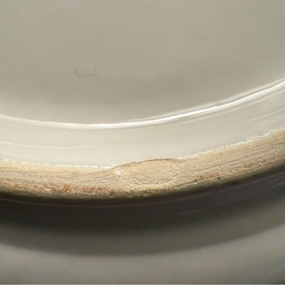 GMUNDNER KERAMIK AUSTRIA HANDMADE DINNER PLATES PAIR WHITE GREEN FLORAL DINING - Picture 8 of 8